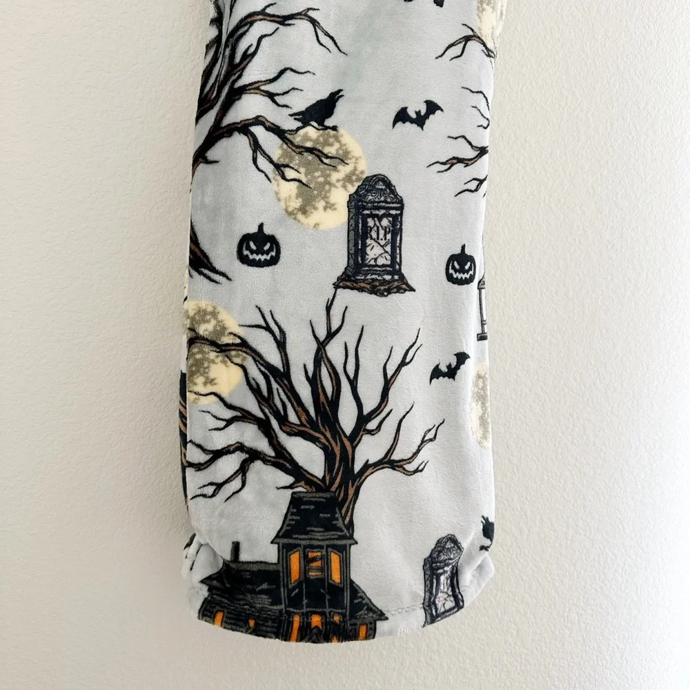 NEW Spooky Hollow Blanket with Haunted House Design